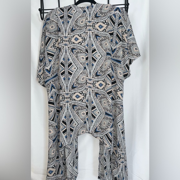 Patterned Women's Jacket - Picture 4 of 6